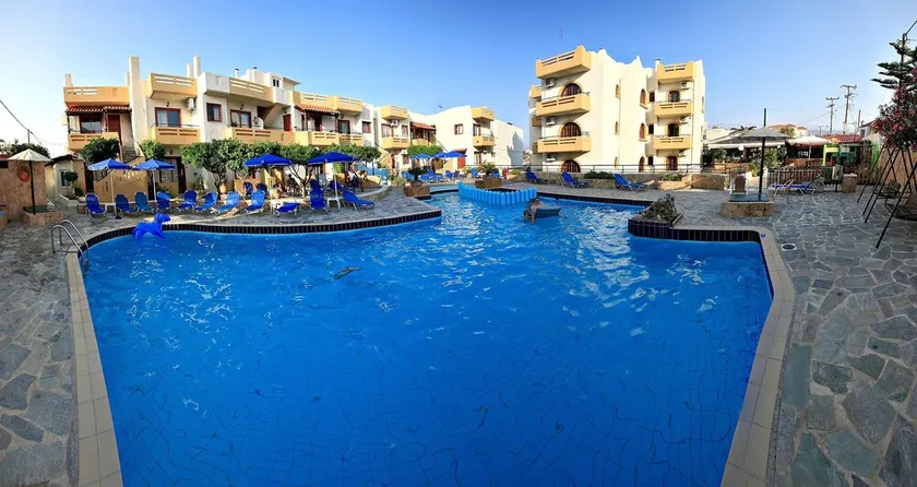 Paradise Apartments - Image 1