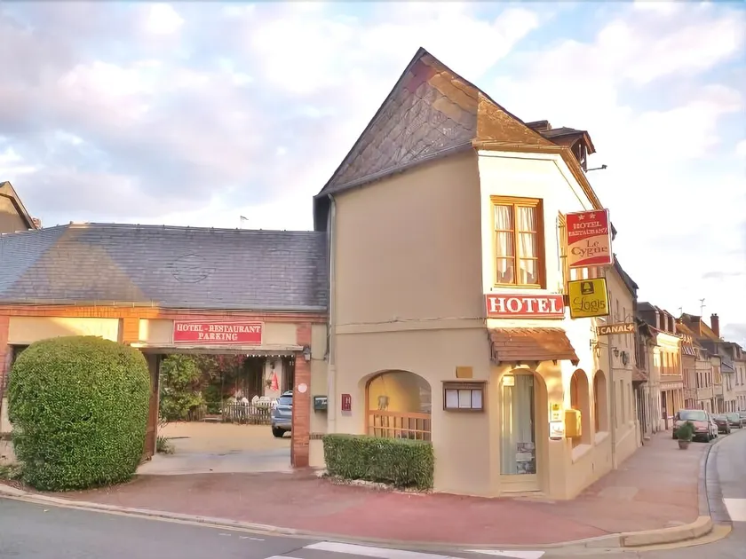 Le Cygne - Image 1