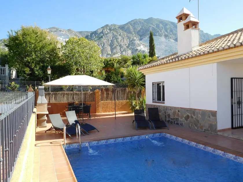 Casa With Private Pool and Beautiful Views Near Granada - Image 1
