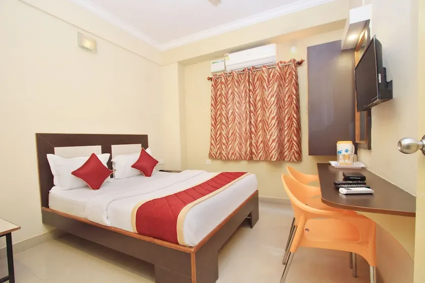 Hotel O Sai Ram Residency - Image 1