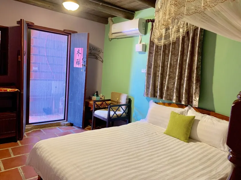 Kinmen House - Image 1