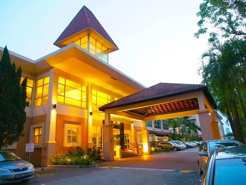 Arena Country Club - Image 1