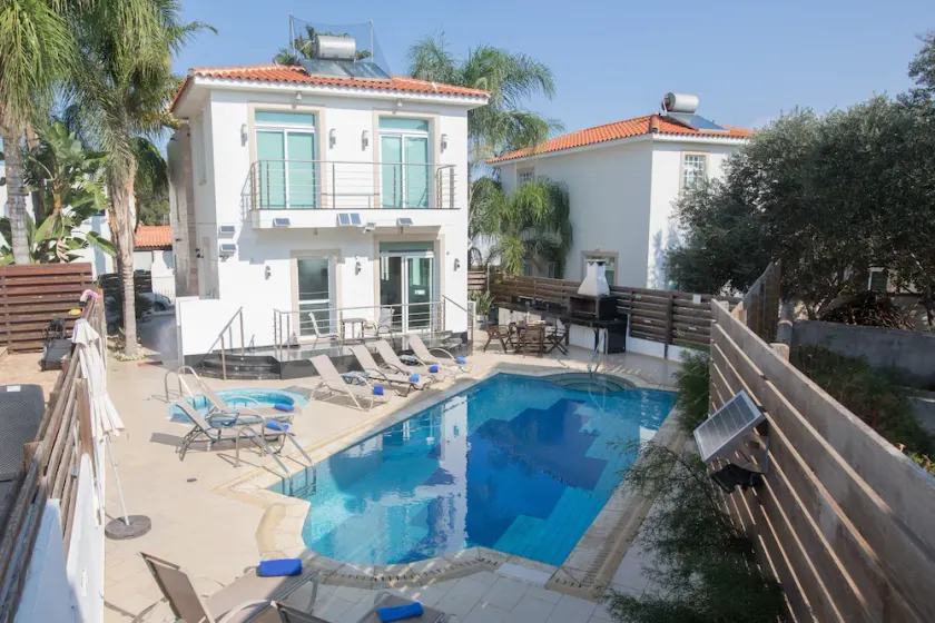 Villa Naomi - Image 1