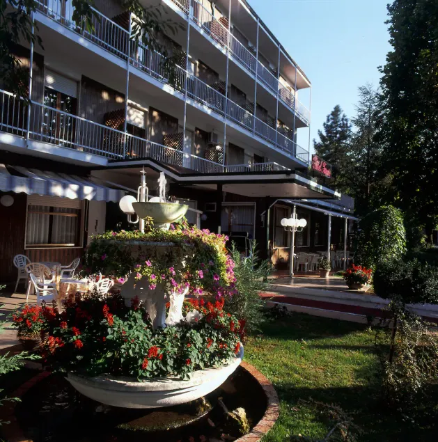 Hotel Farnese - Image 1