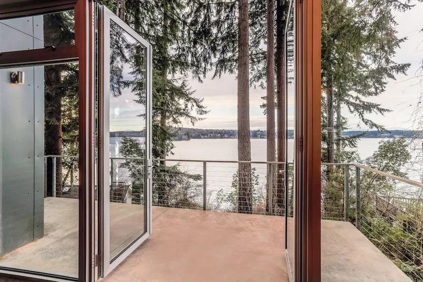 Bayside Retreat Home by RedAwning - Image 1