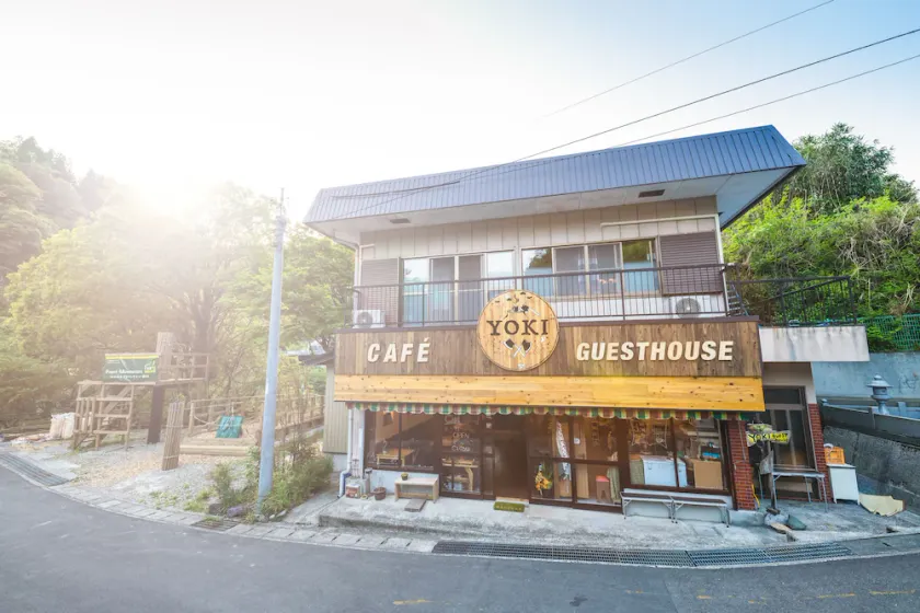 Yoki Guest House - Image 1