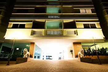 The Chateau Luxury Serviced Apartment - Image 1