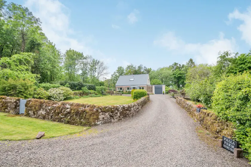 Falla Farmhouse - Image 1