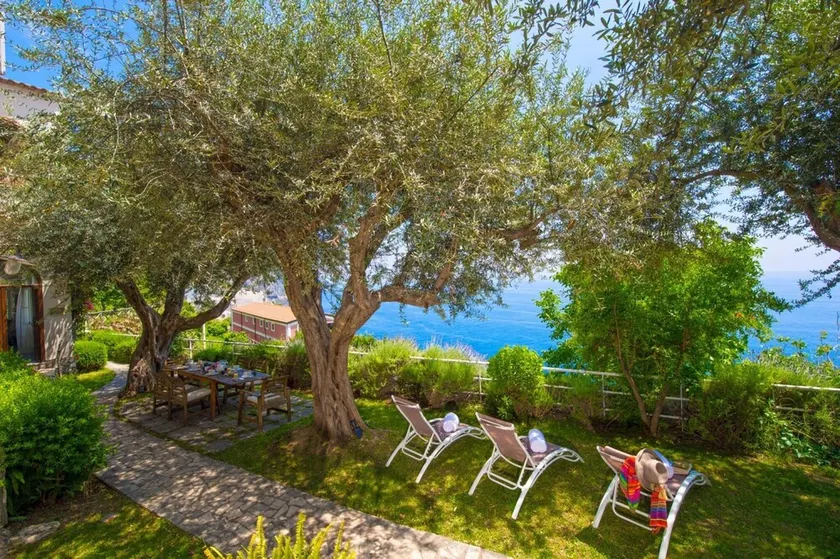 AMORE RENTALS - Villa Jacaranda - Image 1