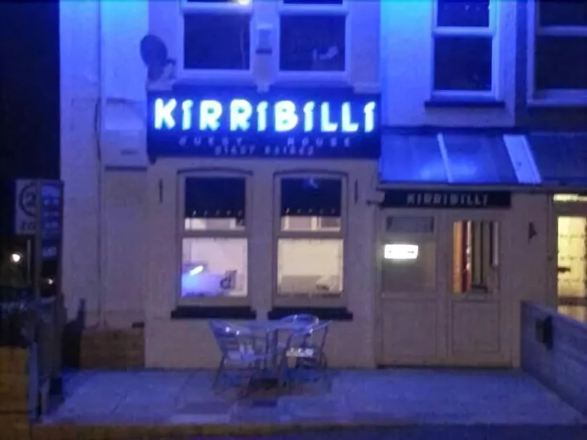 Kirribilli Guest House - Image 1