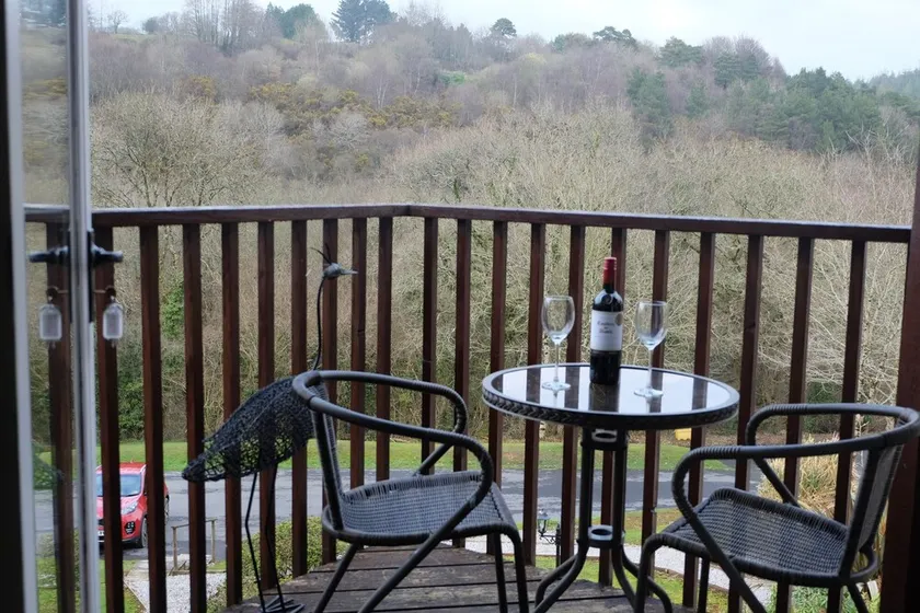 Oakridge, St Mellion, Cornwall + 2 Leisure Passes - Image 1