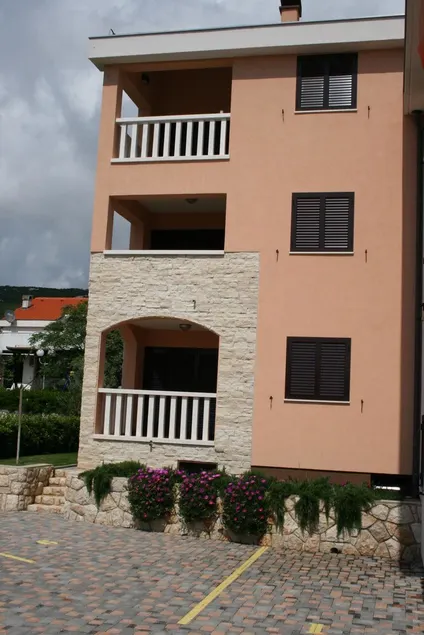 Apartment With 2 Bedrooms in Stara Novalja, With Enclosed Garden - 200 - Image 1