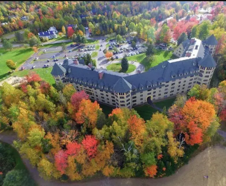 Golden Eagle Lodge - Image 1