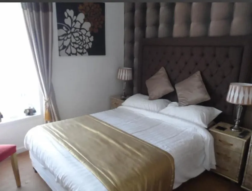 Tamarind Cove Hotel - Image 1