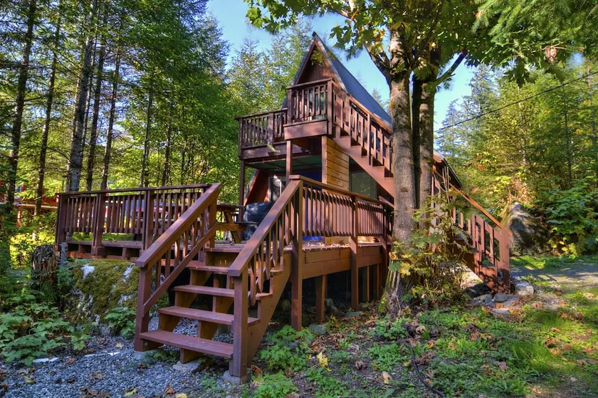 Alpine A-Frame - Two Bedroom Cabin with Hot Tub - Image 1