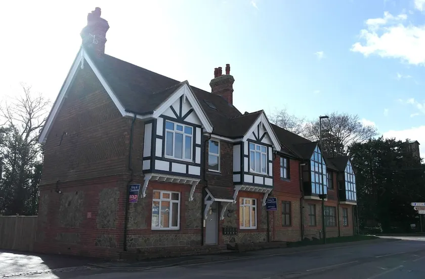 Hatton House , Midhurst 489514 - Image 1