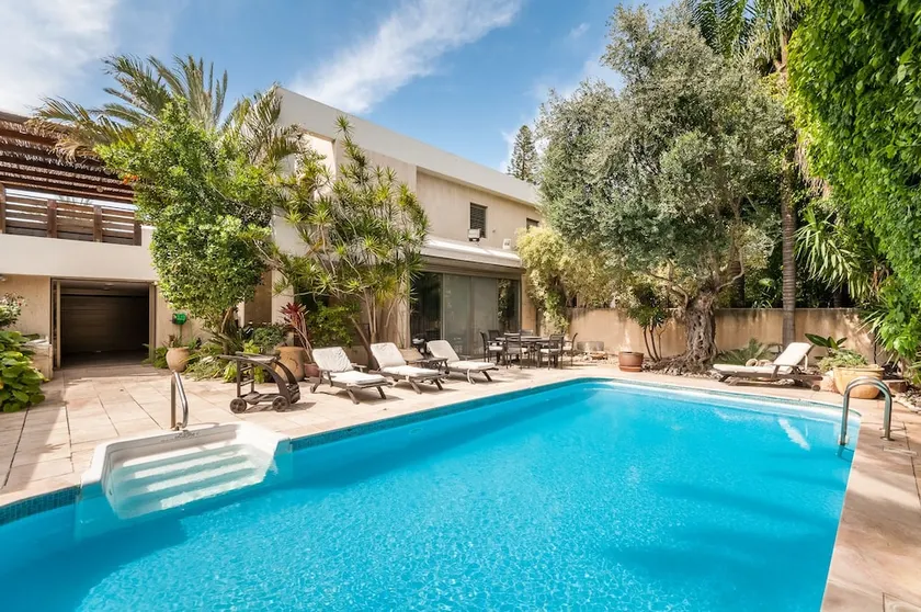 Villa - Herzliya Pituah - Image 1