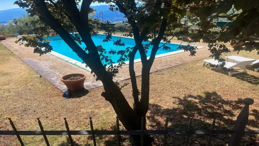 Huge Manor Close to Spoleto - Barbeque and Private Swimming Pool - Image 1