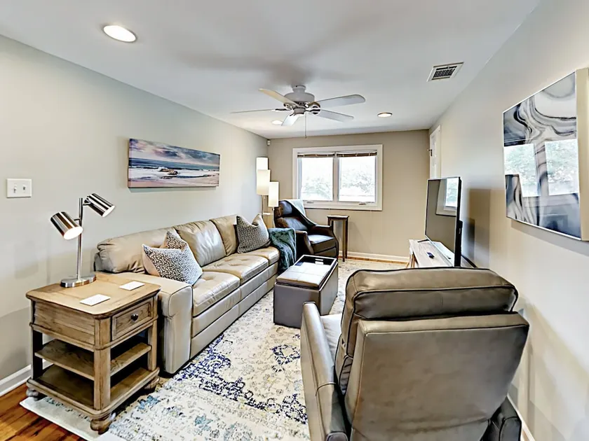 E Bolton Apartment Unit C - 2 Br Townhouse - Image 1