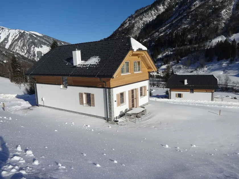 Detached Chalet w/ Combi Sauna, Near ski Lift,haus Liene - Image 1