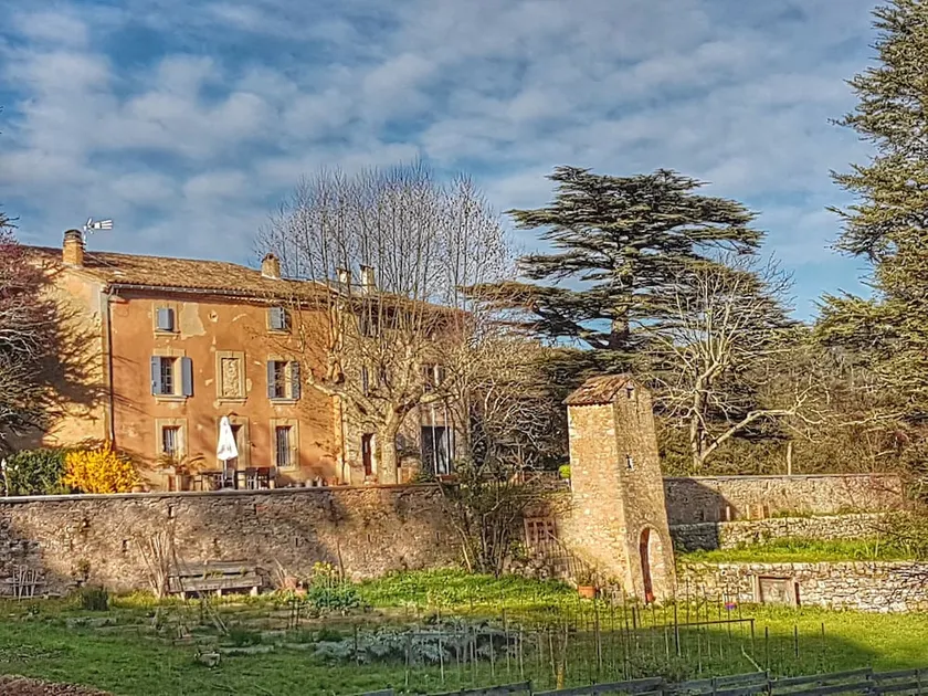 Le Domaine Saint Martin - Image 1