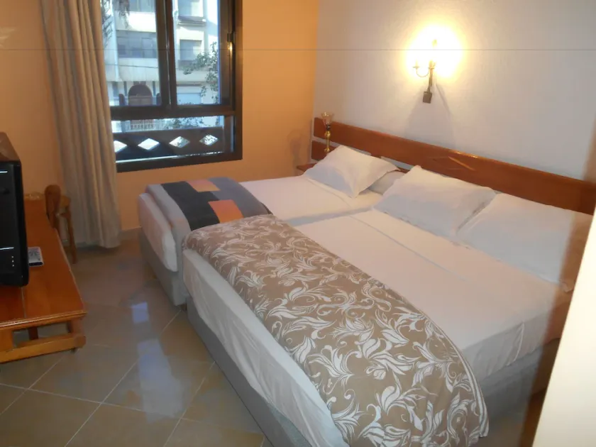 Hotel Babel - Image 1