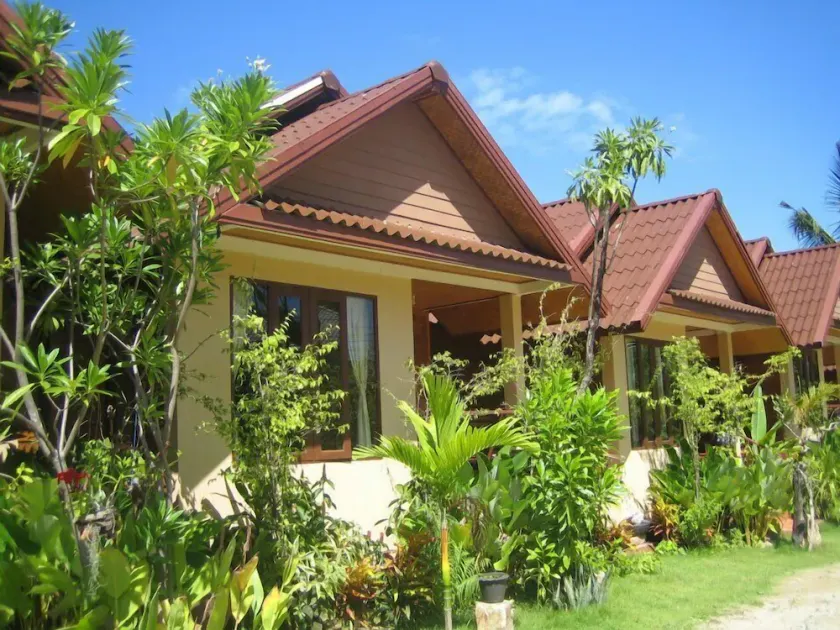 Haad Yao Sunset Bungalow - Image 1