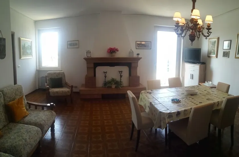 Appartamento Attico - Image 1