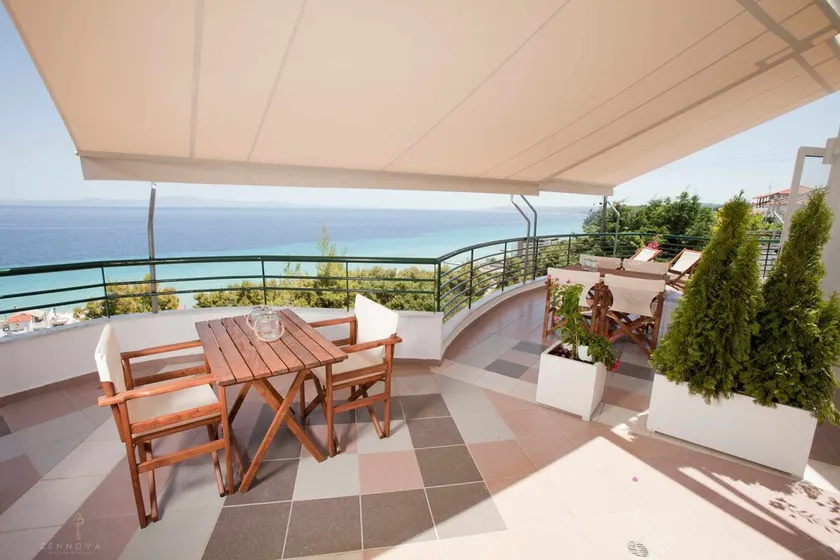 Zennova 34 Kallithea Blue Paradise - Image 1