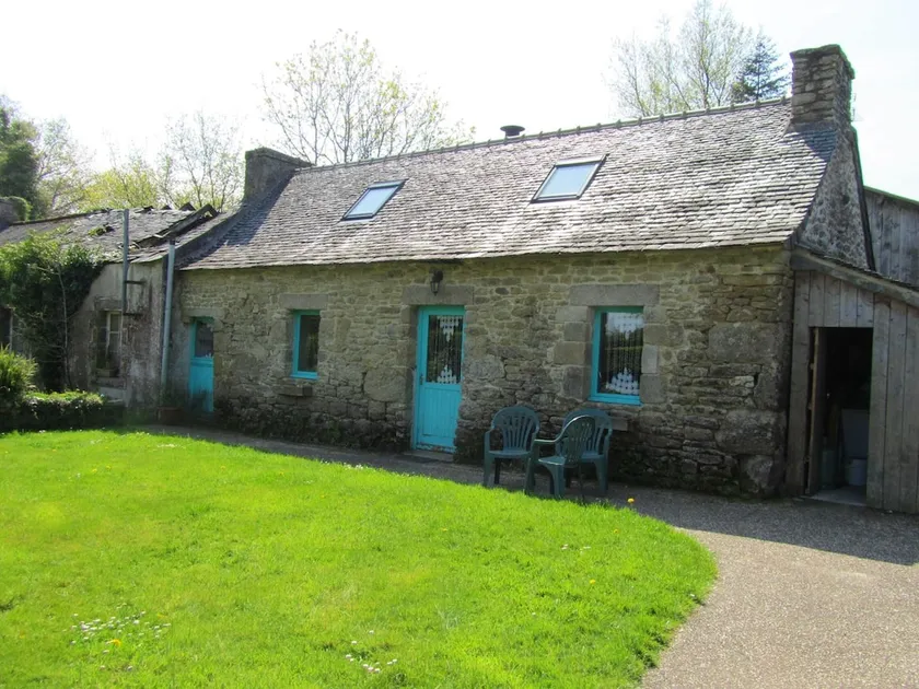 House With 2 Bedrooms in Le Cloître-saint-thégonnec, With Wonderful City View and Enclosed Garden - 20 km From the Beach - Image 1