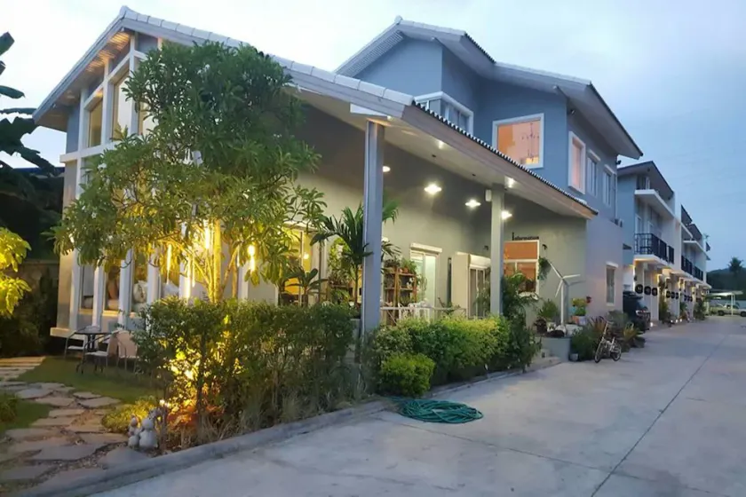 La'moon Resort - Image 1