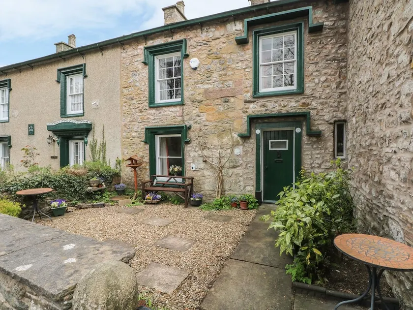 Curlew Cottage - Image 1