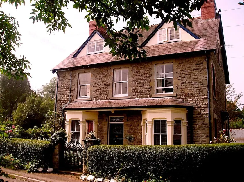 Rosedale Retreat Bed and Breakfast - Image 1