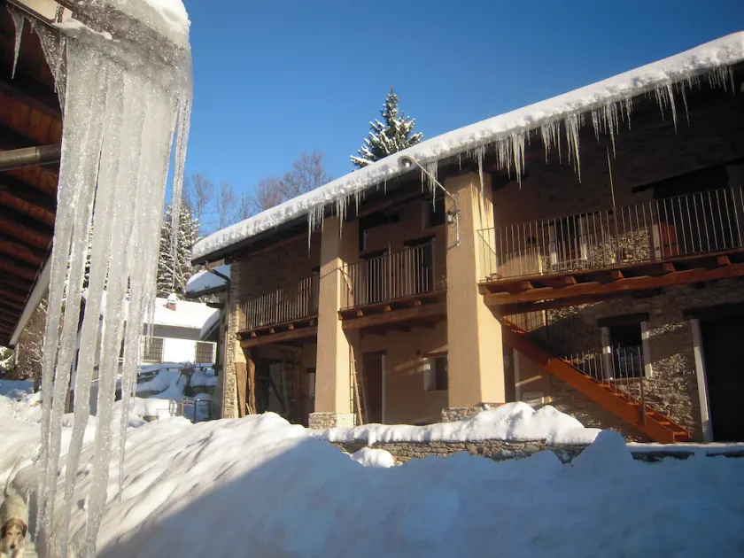 Rosbed & Breakfast - Image 1
