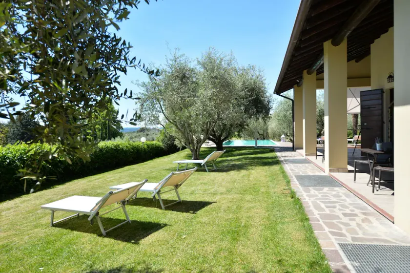 La Gemma Sul Lago - Image 1