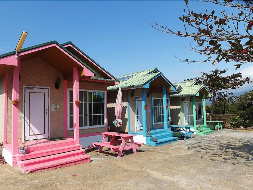 Li Jing Villa - Image 1
