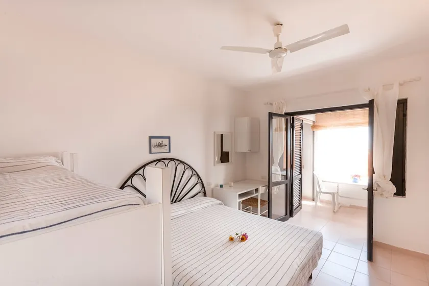 Free Beach Apartments - Image 1
