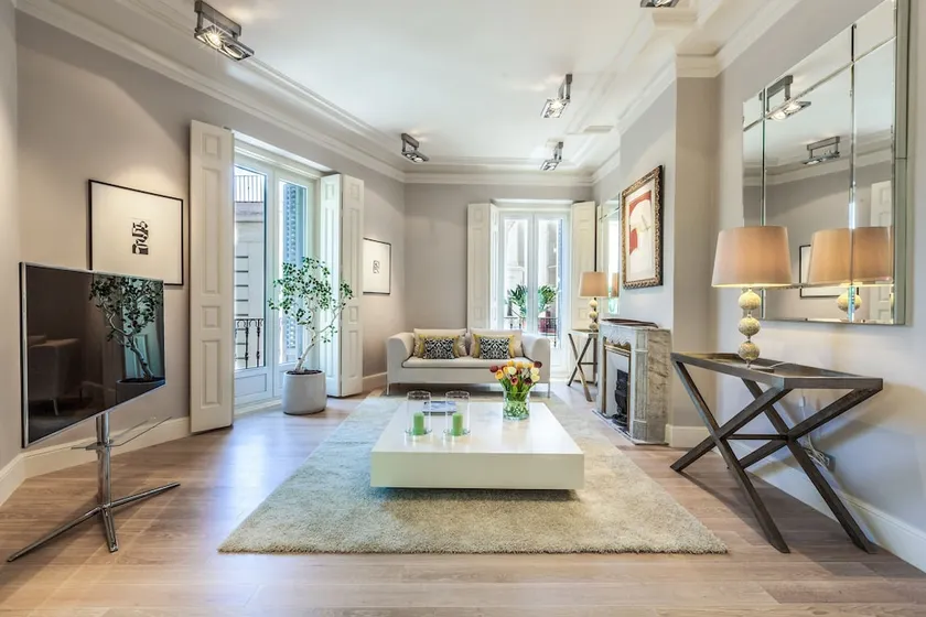 Home Club Bailen Apartments - Image 1