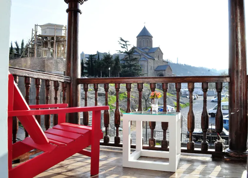 Tiflis Metekhi Hotel - Image 1