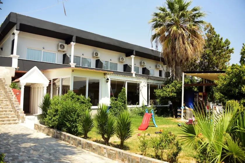 Villa Sevilla - Image 1