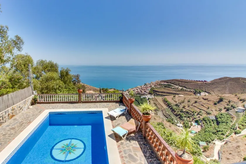 Villa Vistas - Image 1