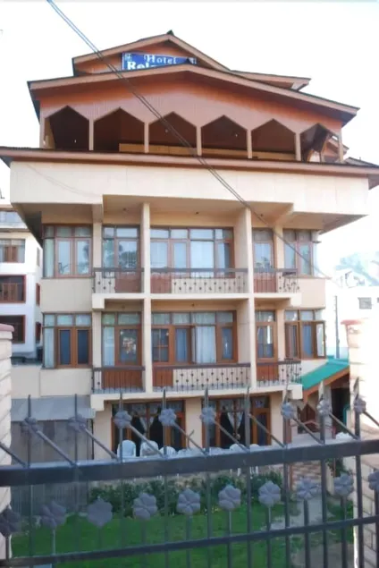 Hotel Relax Inn - Image 1