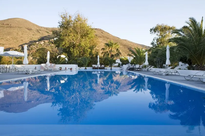 Pelagos Hotel Oia - Image 1