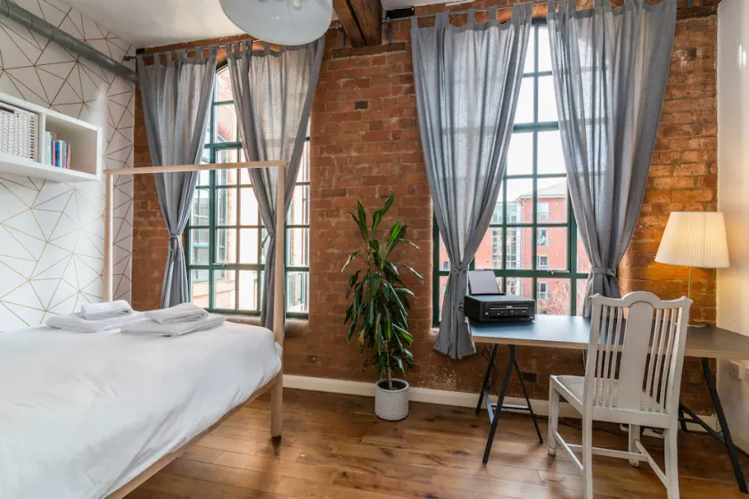 Apartment 86 - Image 1