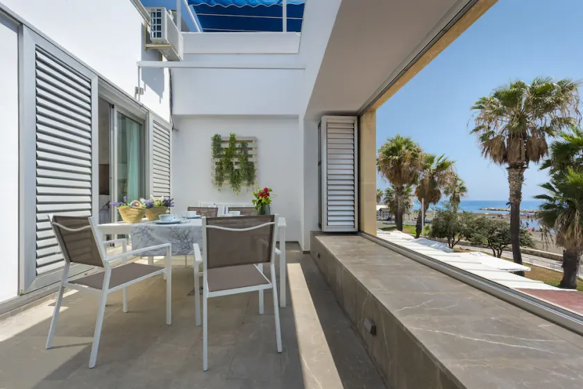 Beautiful 2 Bd House with Terrace & views to the Beach. Pedregalejo - Image 1
