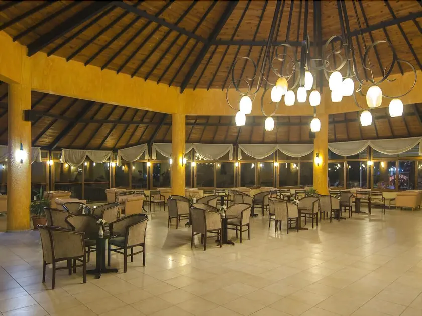 Hotel Sealight Family Club - Image 1