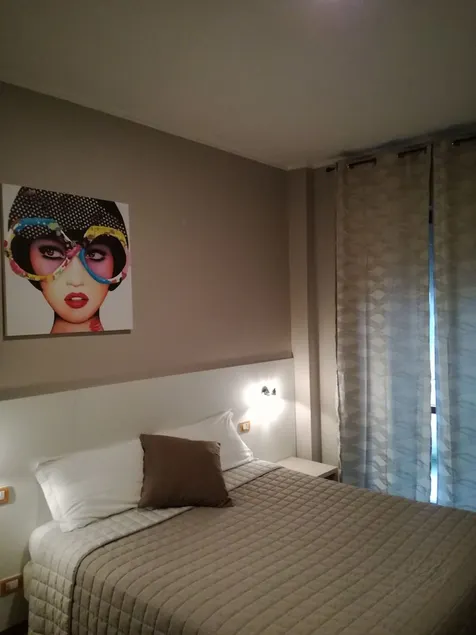 Hotel Doc - Image 1