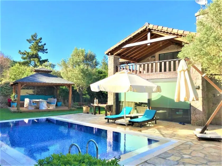 Villa Bevue - Image 1