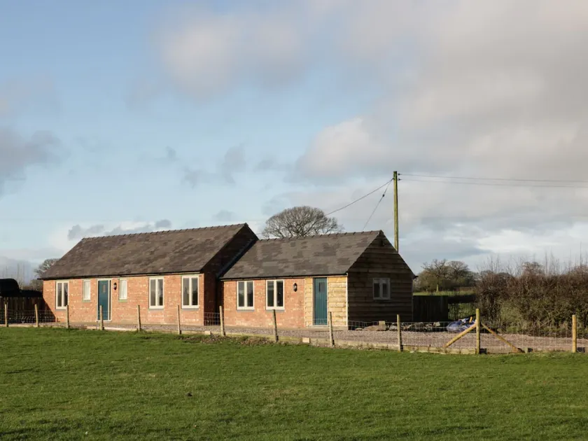 Swallow Barn - Image 1
