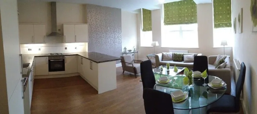 Waterview Deluxe Apartments - Image 1
